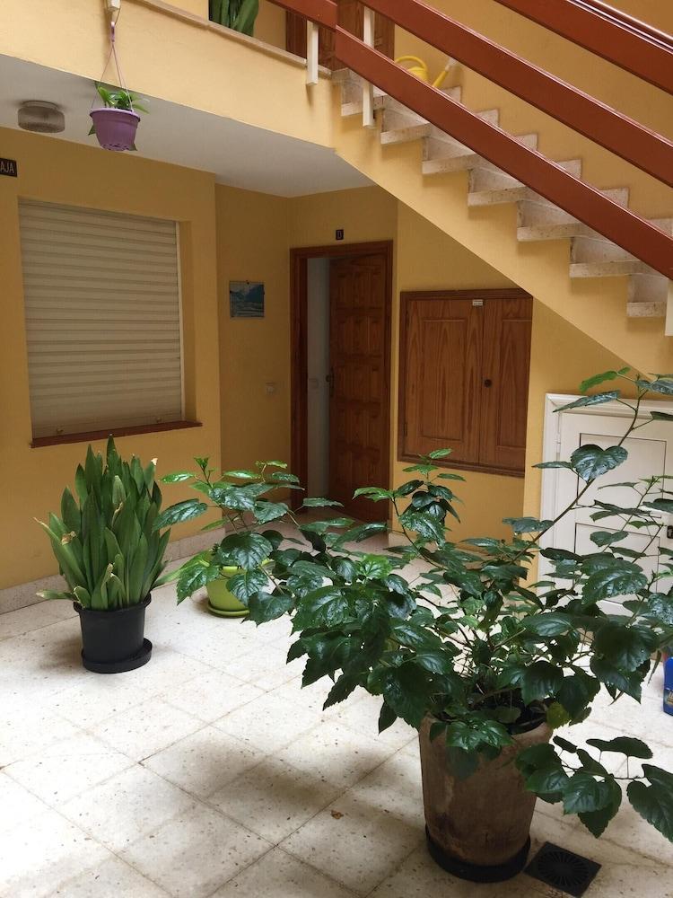 Apartment With One Bedroom In Arona With Wifi 500 M From The Beach Εξωτερικό φωτογραφία